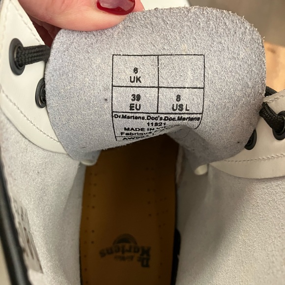 Dr. Martens white leather boots - Picture 6 of 10